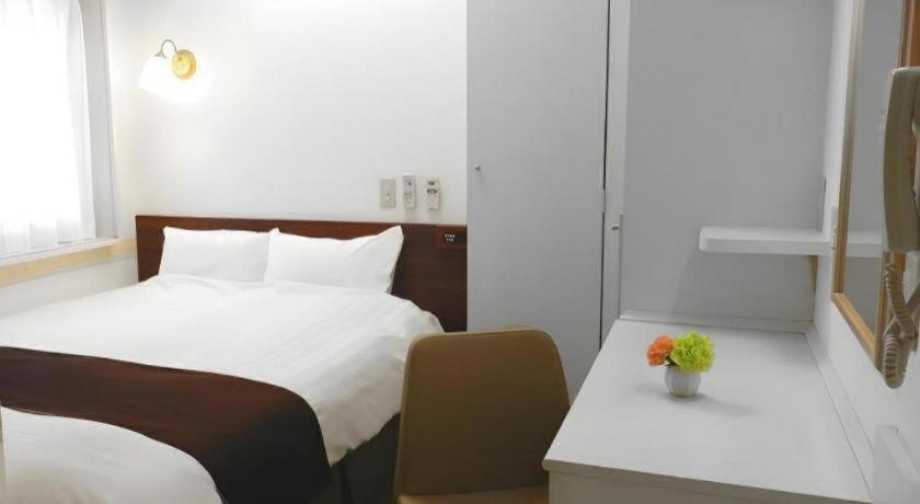 Annex Check In Shimbashi 2* Tokyo
